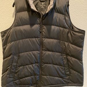 Lands’ End black puffer vest 2X (20W-22W)